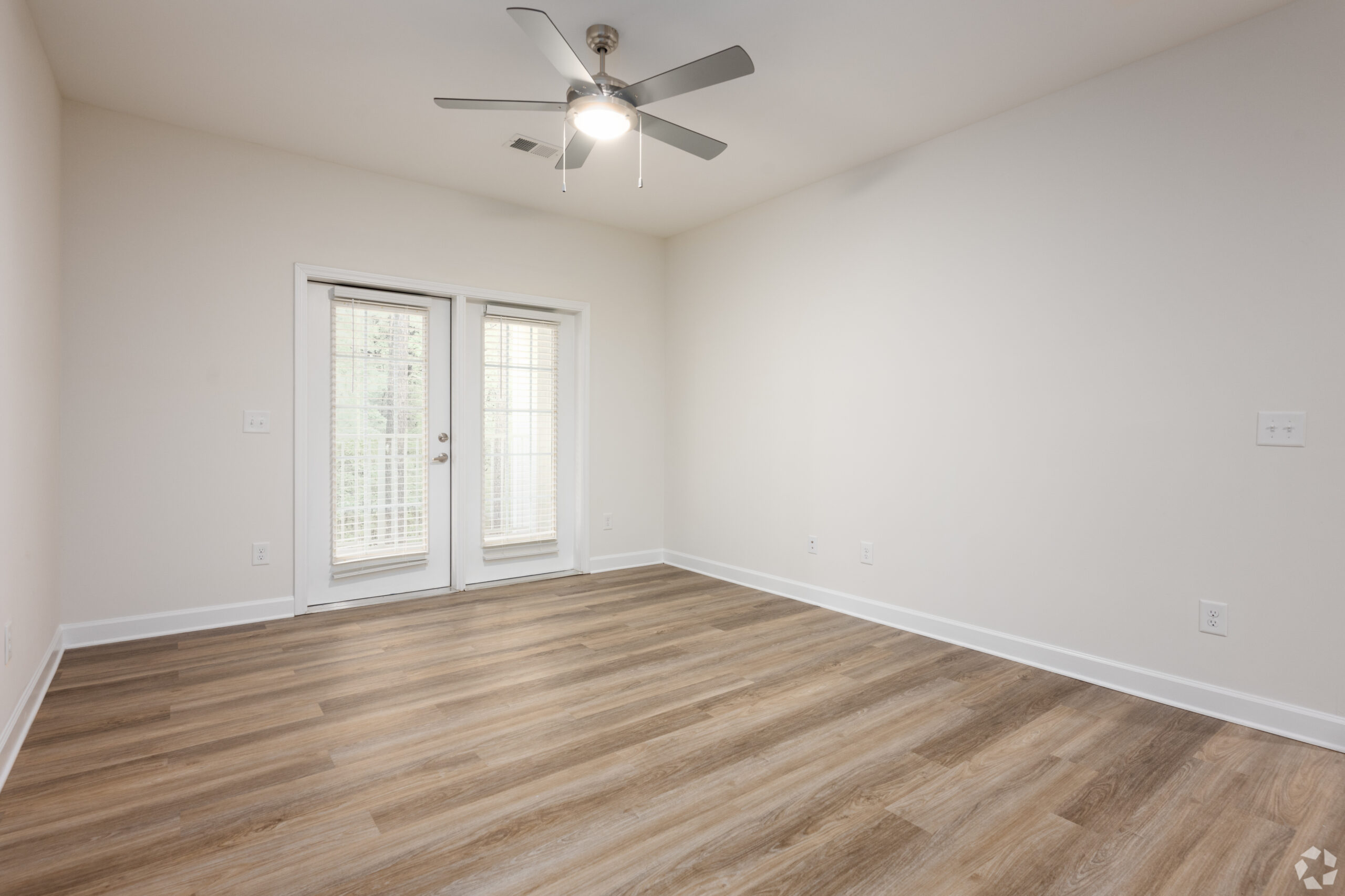 Arrowhead Apartments 